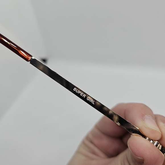 Quay Super Girl Silver and Gold Mirrored Cat-Eye Sunglasses flawed - Picture 9 of 10